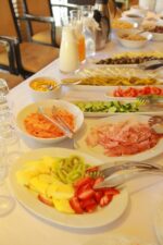Petit Hotel Elita - Image 11