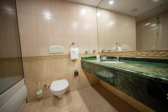 Adriatik Hotel - Image 9