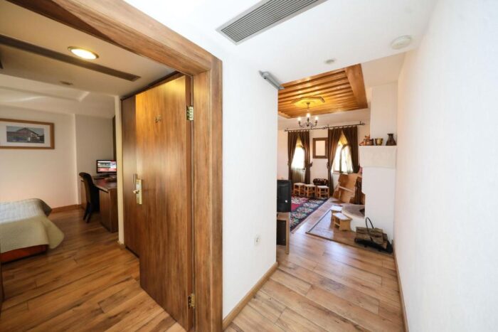 Hotel Çarshia e Jupave - Image 28