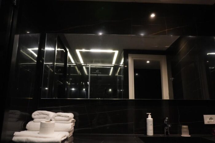 Bougainville Bay Hotel - Image 26